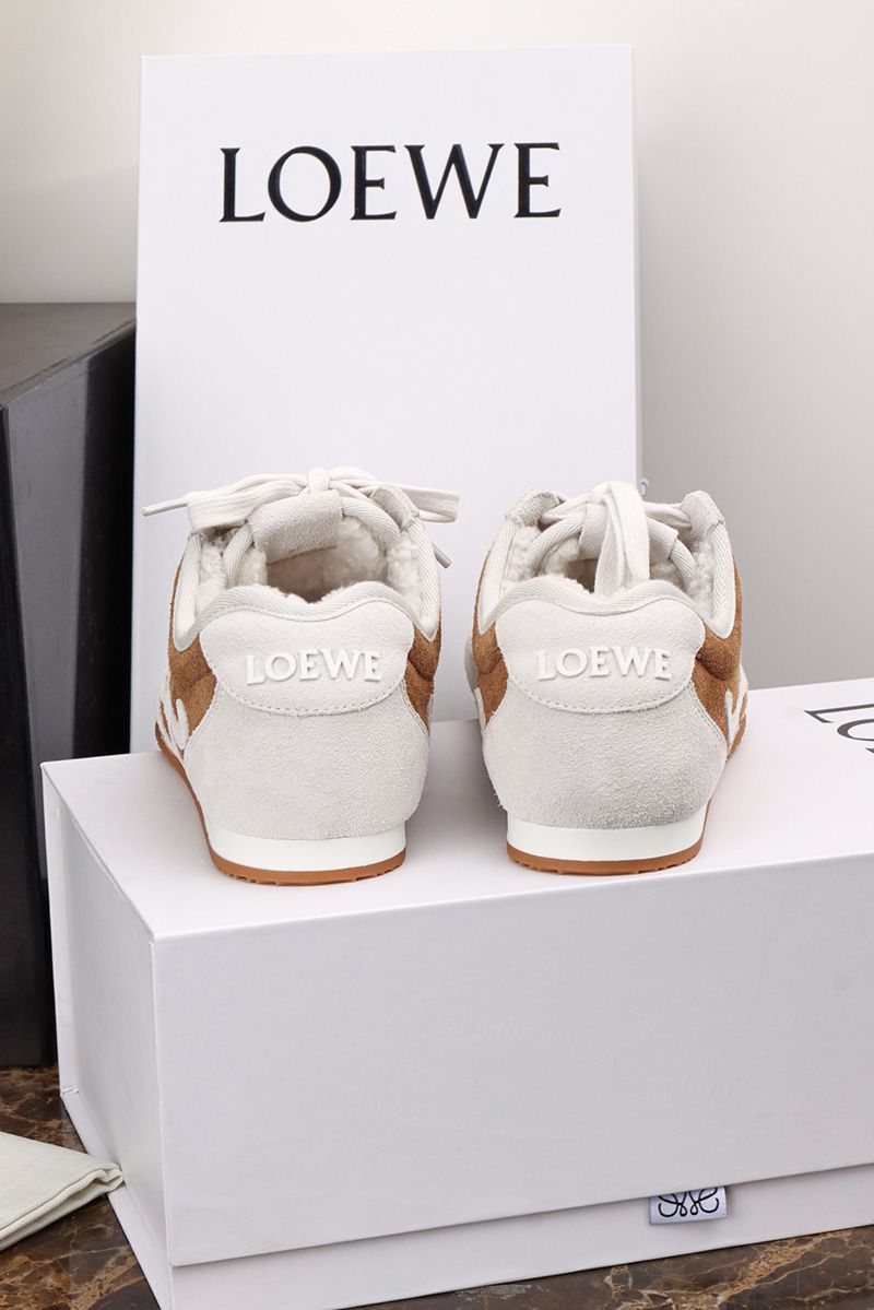 Loewe Ballet Runner Wmns Shoe 007