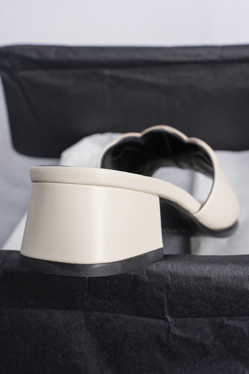 Celine Clemence Wmns Sandal 010