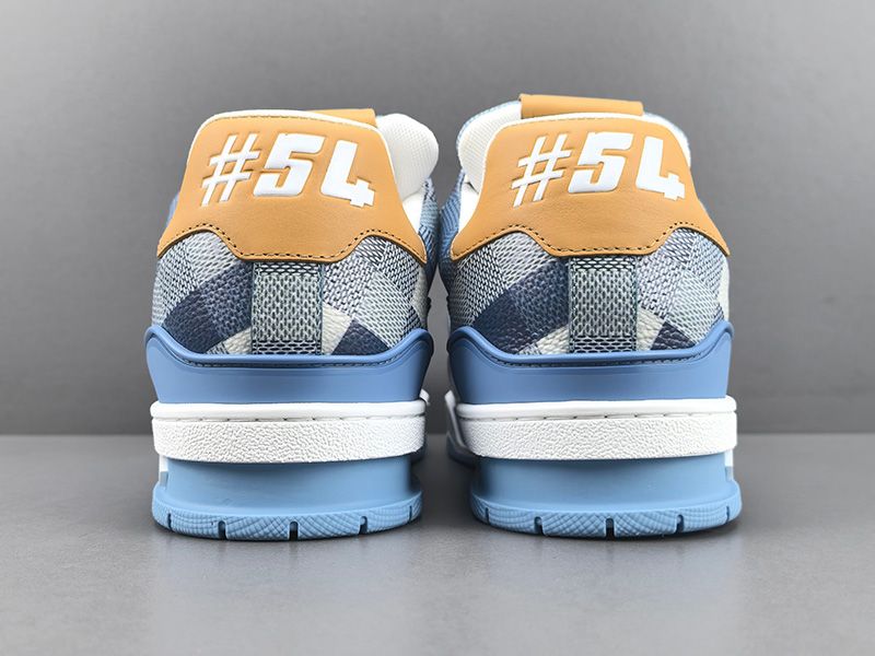 LV Trainer Sneaker 112