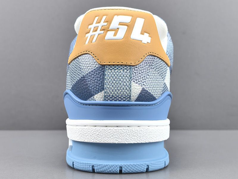 LV Trainer Sneaker 112