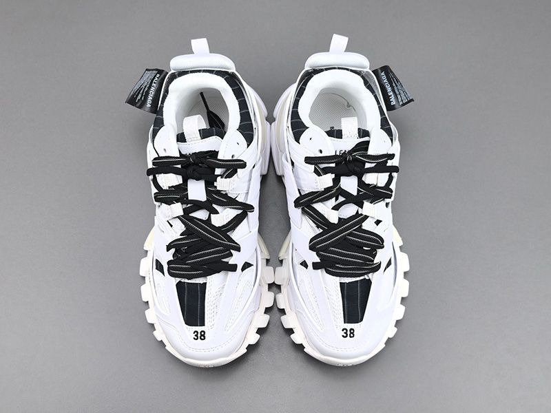 Balenciaga 3.0 Sneaker 020