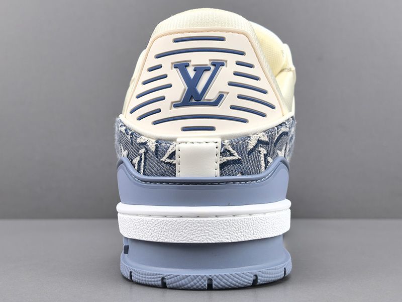LV Trainer Sneaker 113