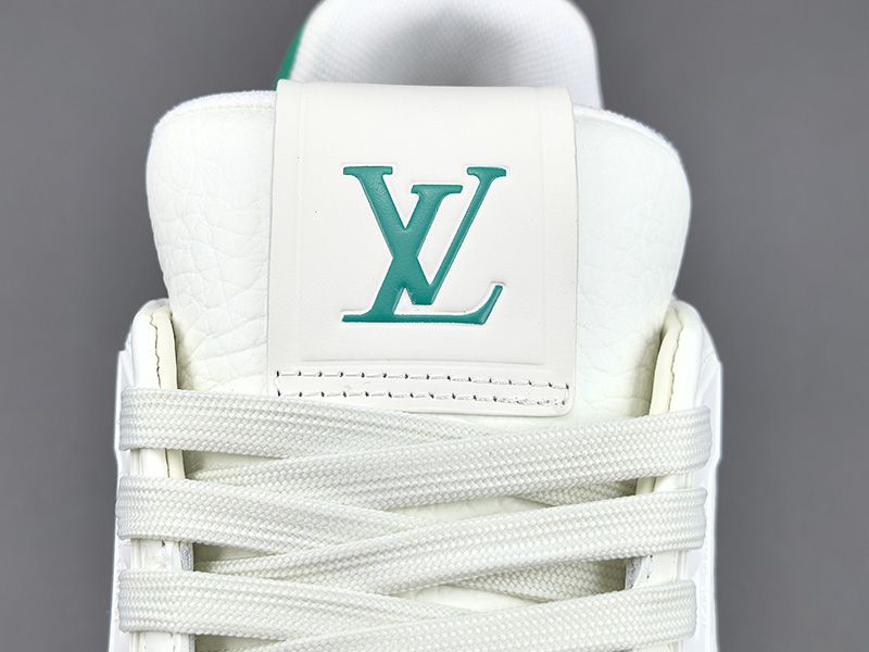 LV Trainer Sneaker 115