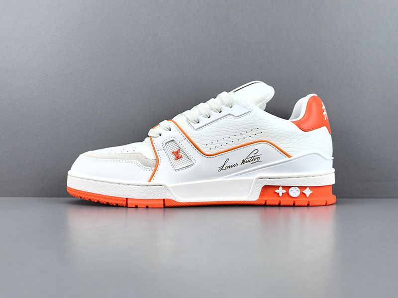 LV Trainer Sneaker 116