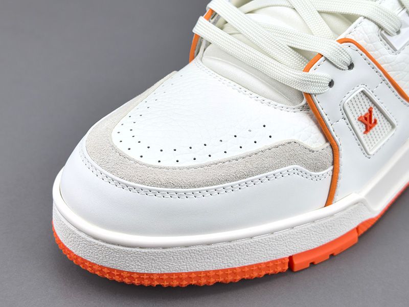 LV Trainer Sneaker 116