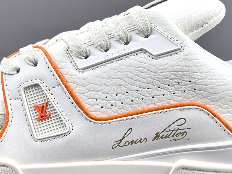 LV Trainer Sneaker 116