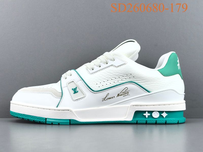 LV Trainer Sneaker 115