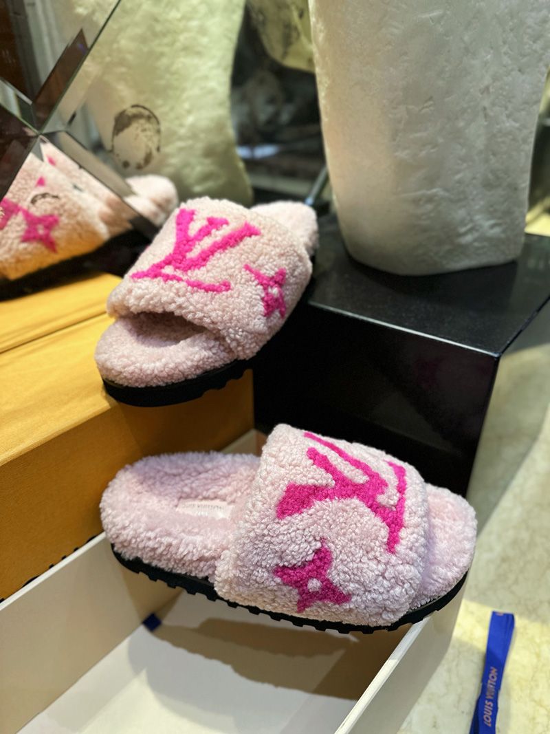 LV Wmns Slipper 117