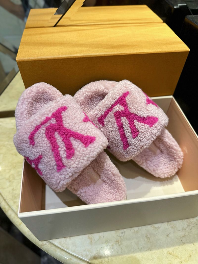 LV Wmns Slipper 117