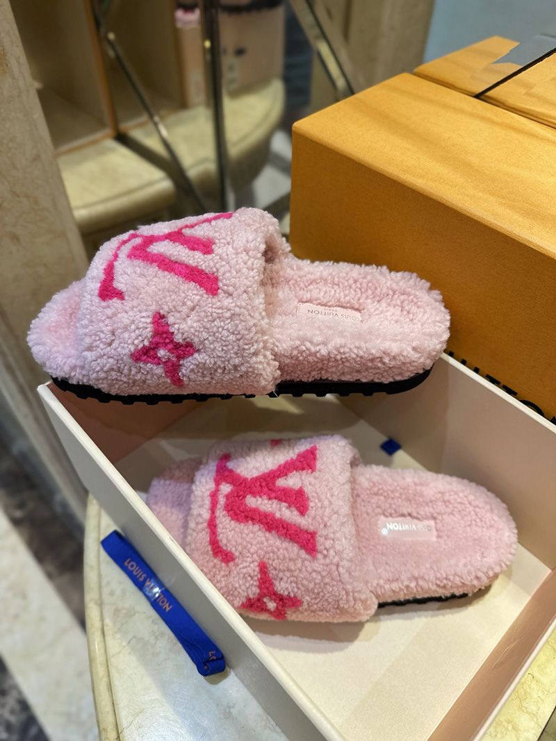 LV Wmns Slipper 117