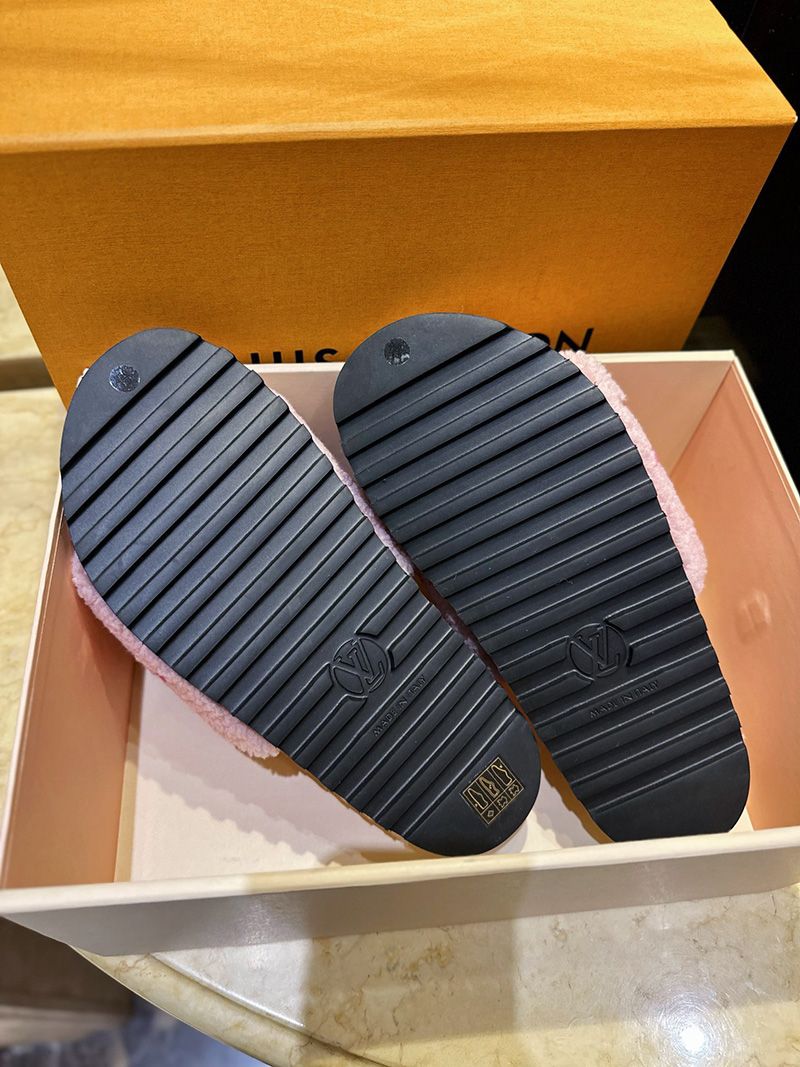 LV Wmns Slipper 117
