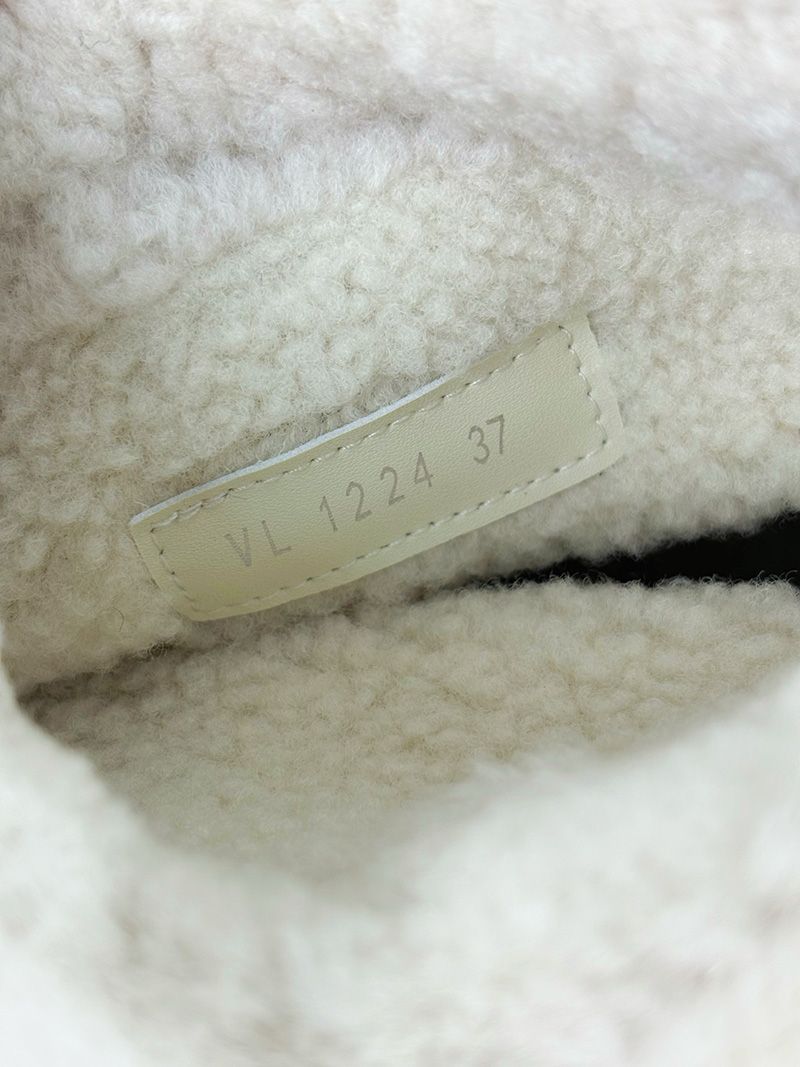 LV Wmns Shoe 118