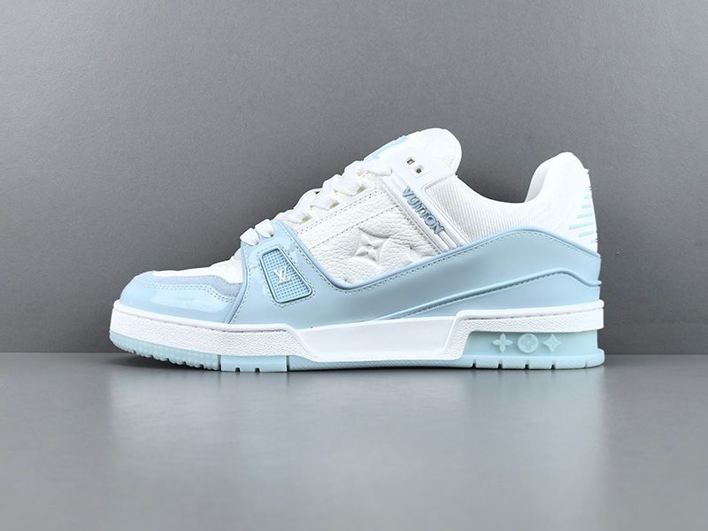 LV Trainer Sneaker 119