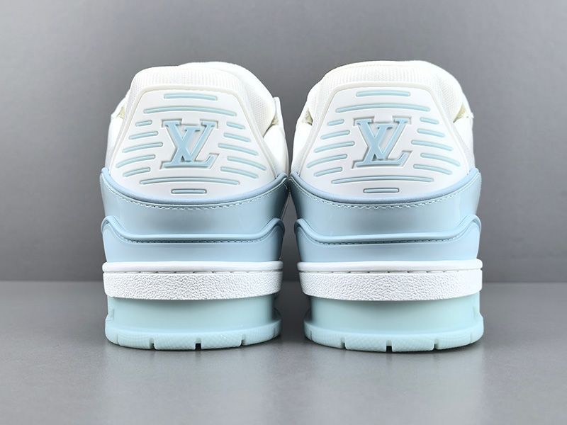 LV Trainer Sneaker 119