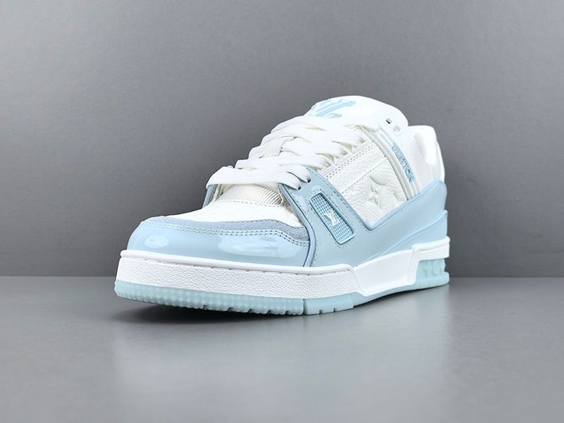 LV Trainer Sneaker 119