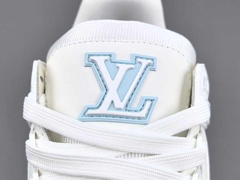LV Trainer Sneaker 119