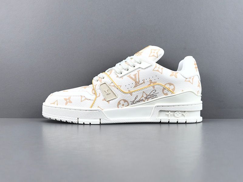 LV Trainer Sneaker 120