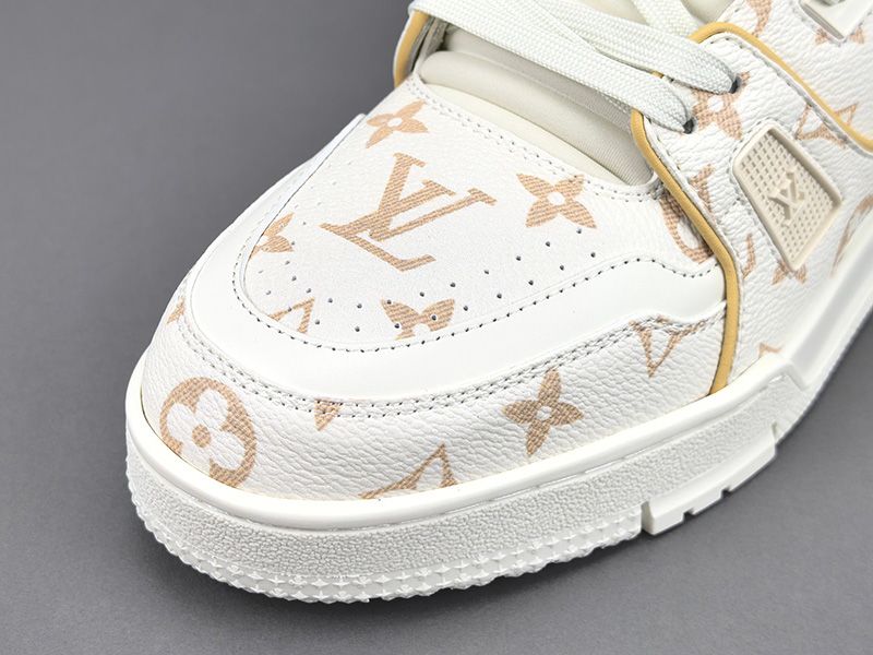 LV Trainer Sneaker 120