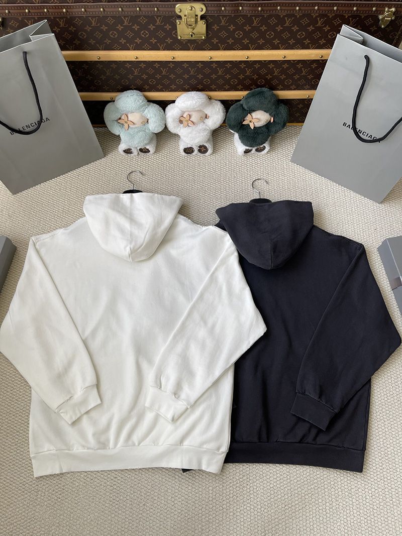 Balenciaga Hoody 015