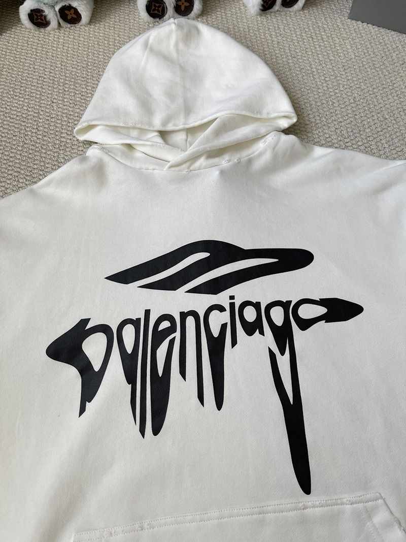 Balenciaga Hoody 016