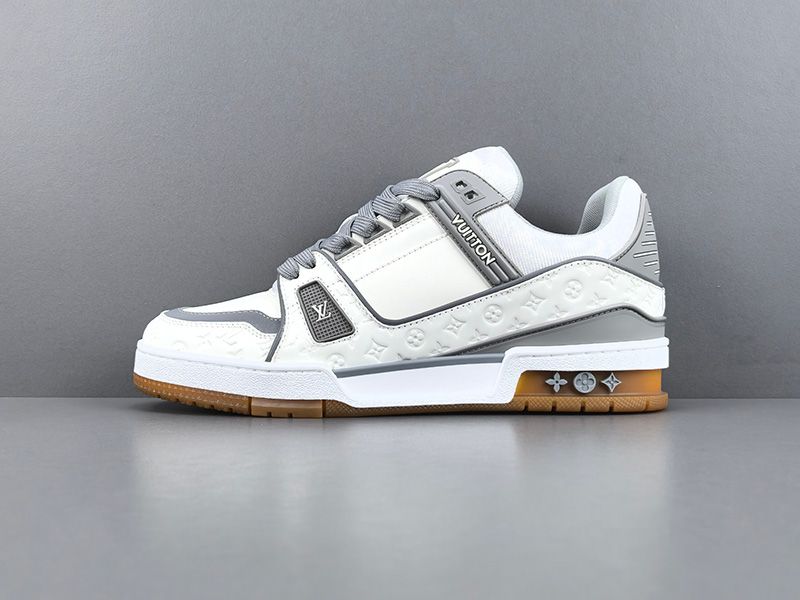 LV Trainer Sneaker 123