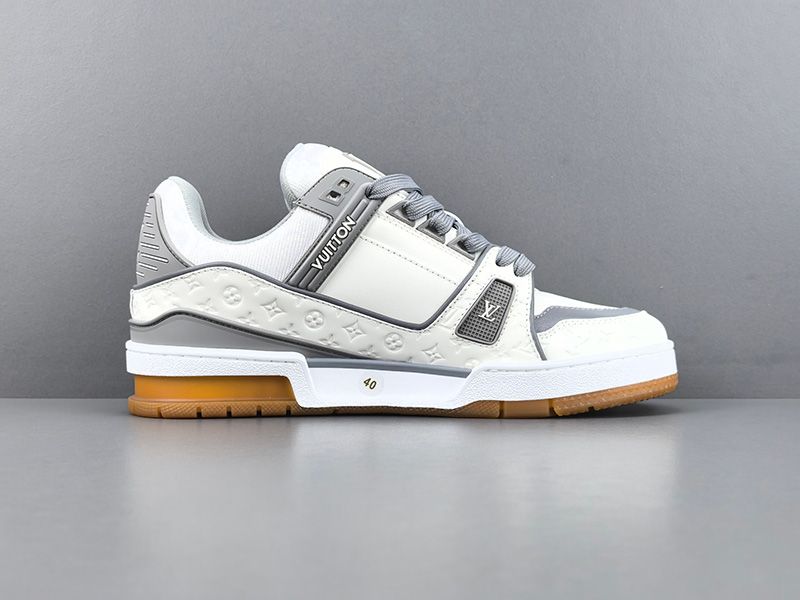 LV Trainer Sneaker 123