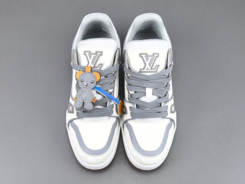 LV Trainer Sneaker 123