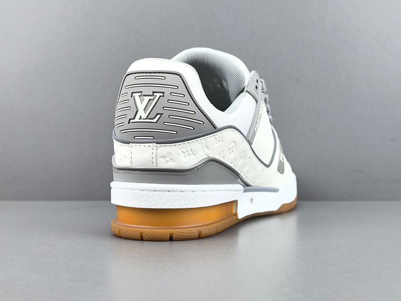 LV Trainer Sneaker 123