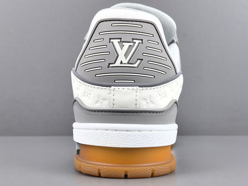 LV Trainer Sneaker 123