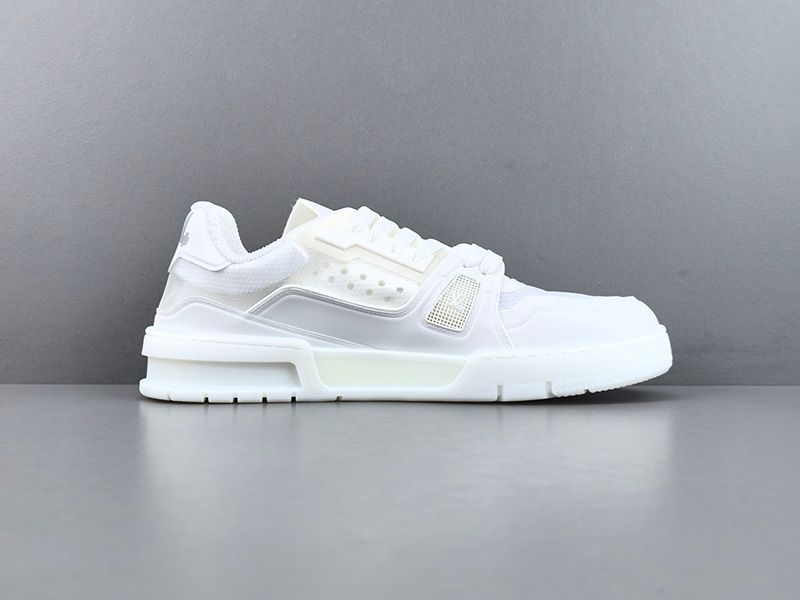 LV Trainer Sneaker 125