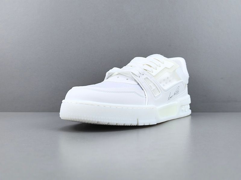 LV Trainer Sneaker 125