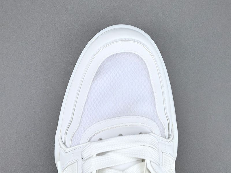 LV Trainer Sneaker 125