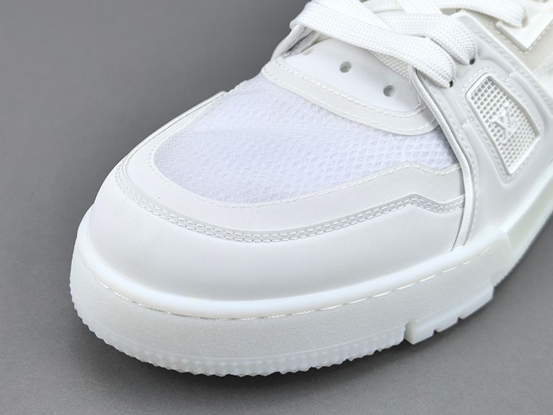 LV Trainer Sneaker 125