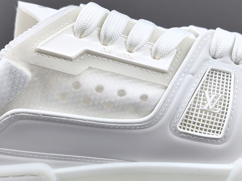 LV Trainer Sneaker 125
