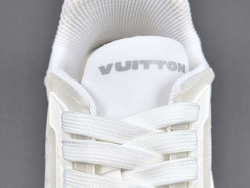 LV Trainer Sneaker 125