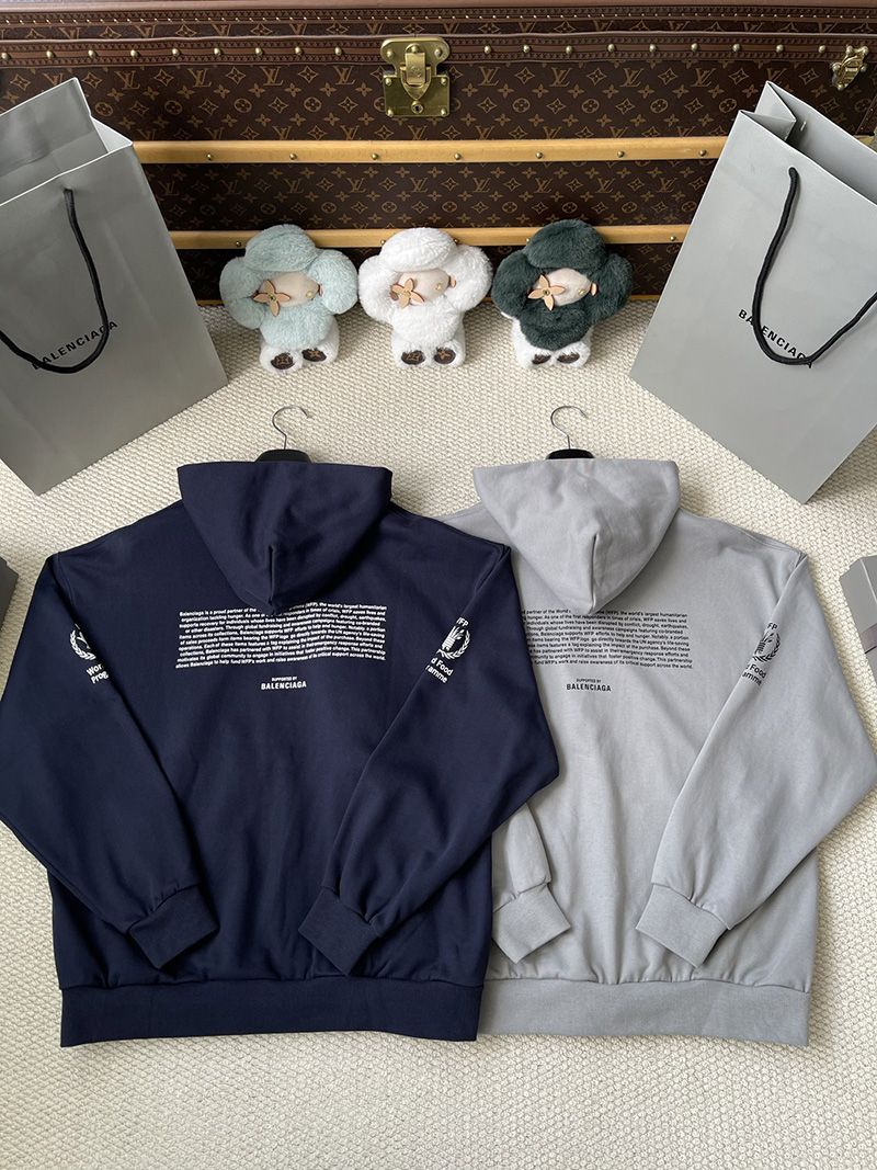 Balenciaga Hoody 017