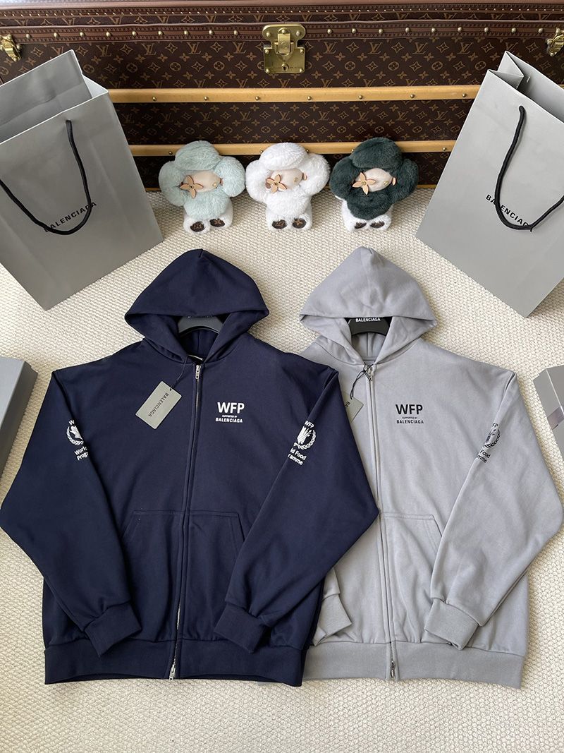 Balenciaga Hoody 017