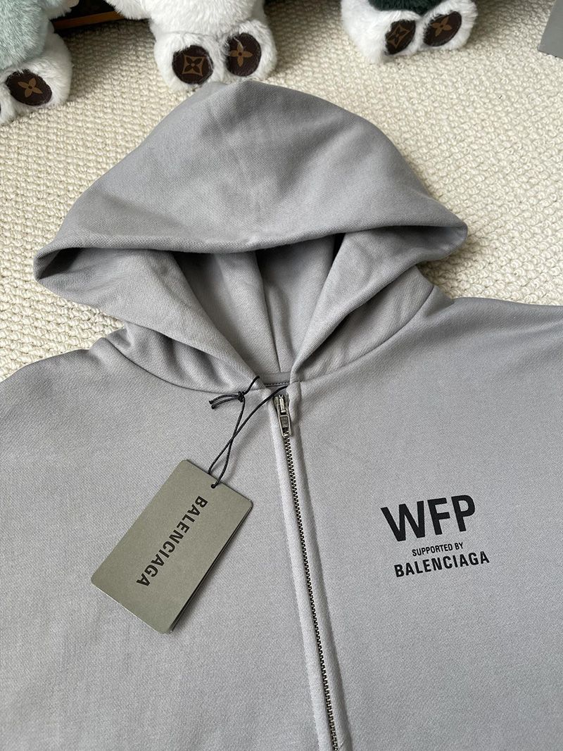 Balenciaga Hoody 018