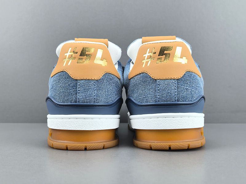 LV Trainer Sneaker 126