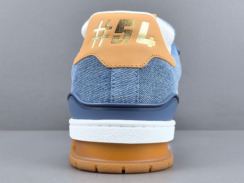 LV Trainer Sneaker 126