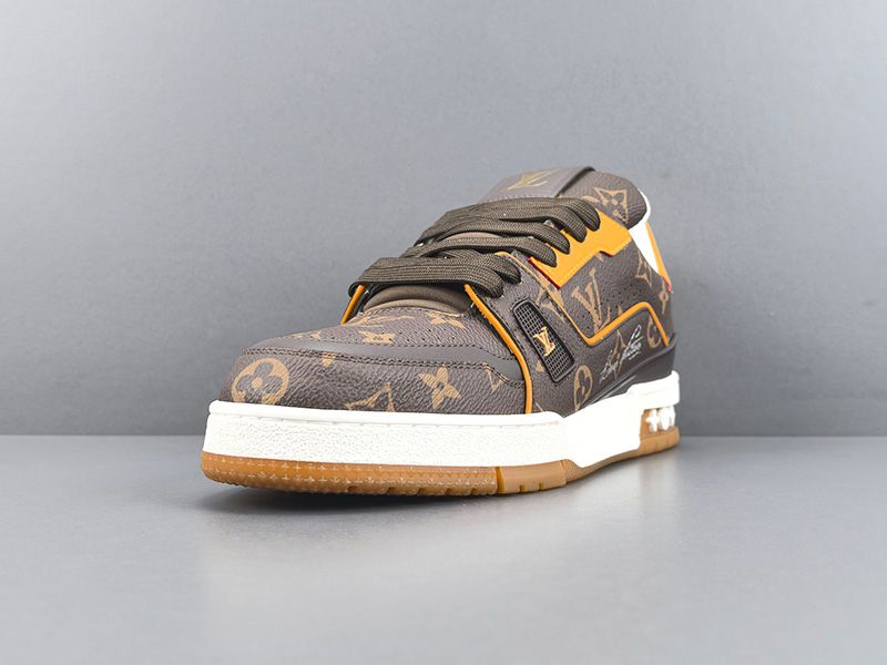 LV Trainer Sneaker 129