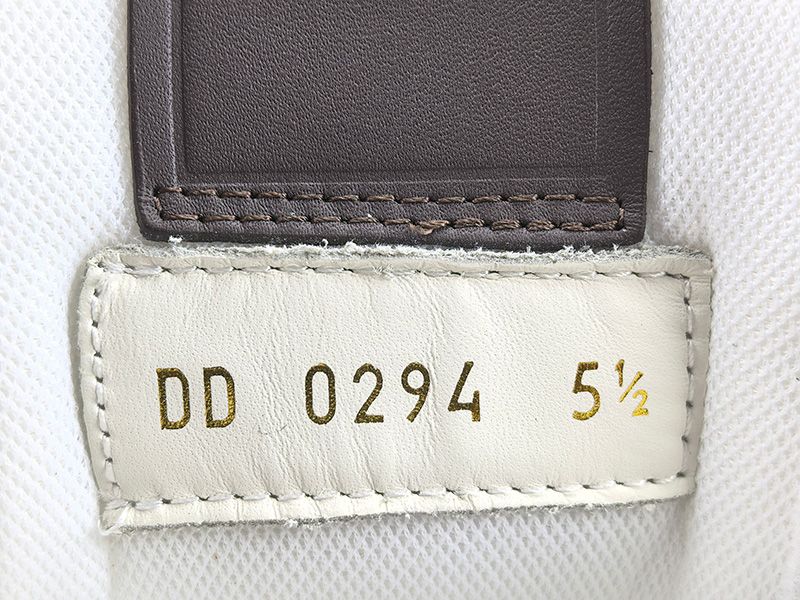 LV Trainer Sneaker 129