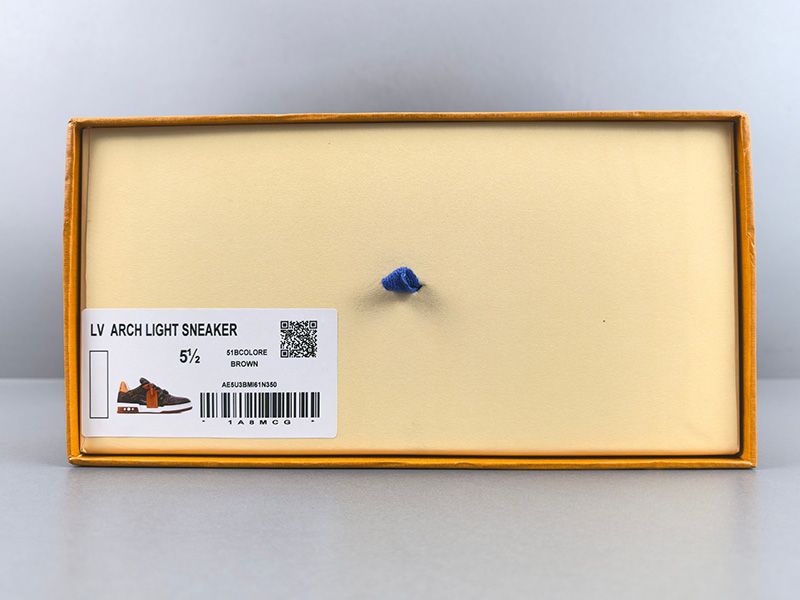LV Trainer Sneaker 129