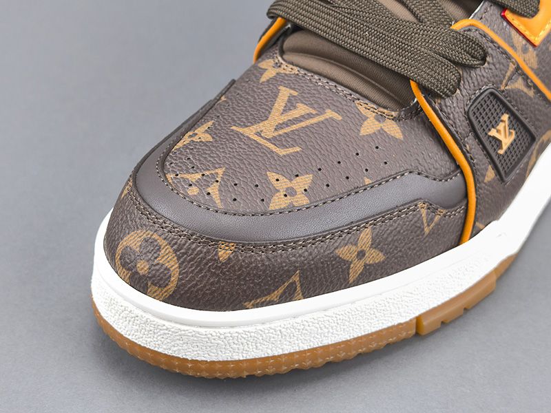 LV Trainer Sneaker 129