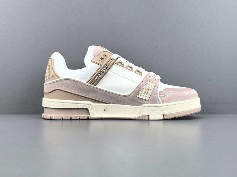LV Trainer Sneaker 127