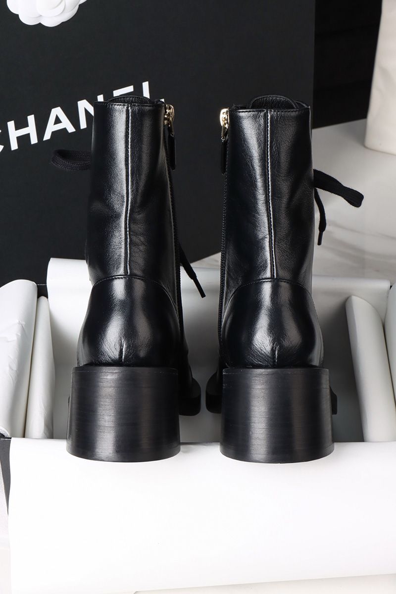 Chanel 25A Boots 053