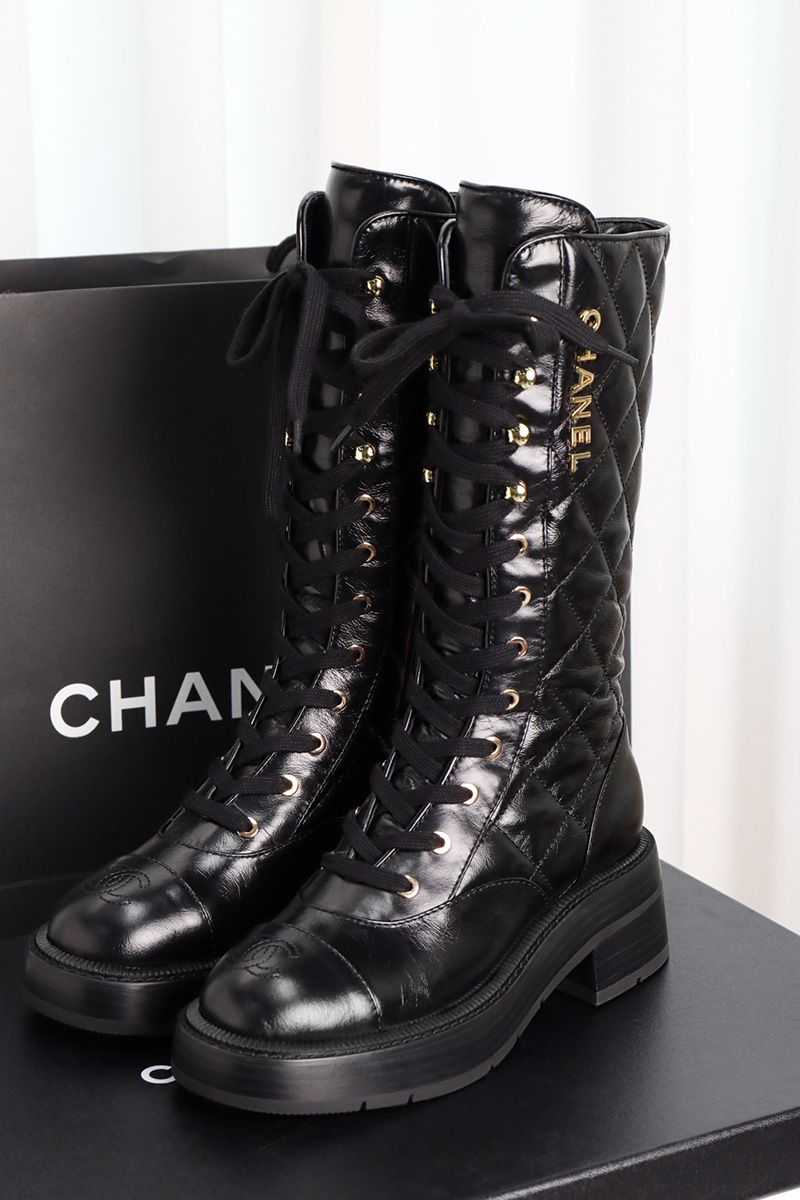 Chanel 24K Boots 054