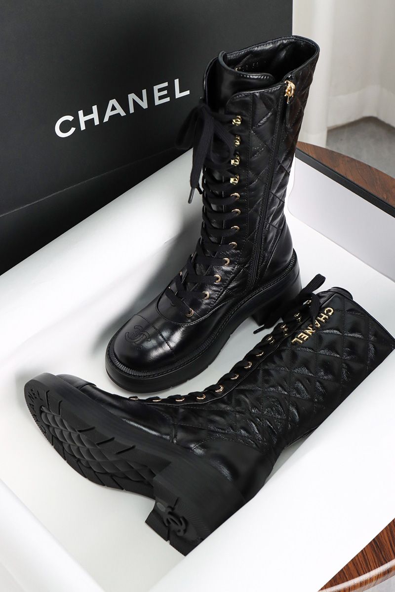 Chanel 24K Boots 054