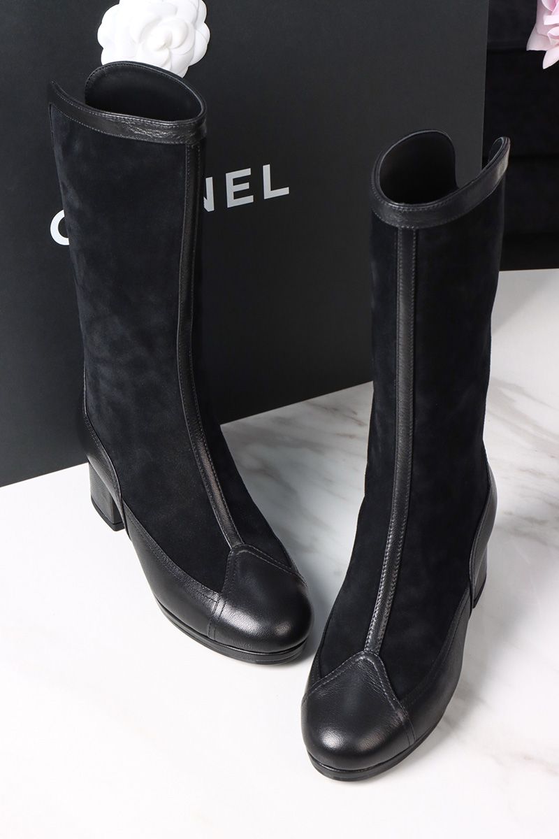 Chanel 25A Boots 055
