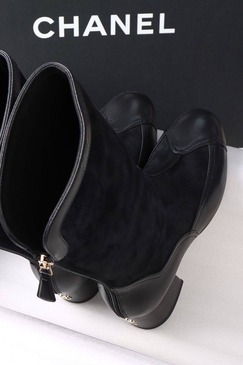 Chanel 25A Boots 055